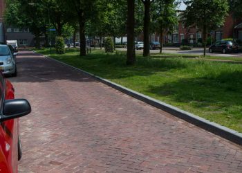 Rijen - Nassaustraat: toekomstbestendige straat met waterpaserende molgoot