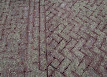 Detail drainvoegen in de parkeervakken
